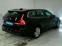 Usado Volvo V60 Momentum 190 CV (139 kW) 2021 Negro Familiar