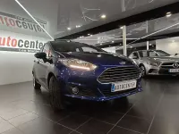 Usado Ford Fiesta Trend 101 CV (74 kW) 2014 Azul Utilitario