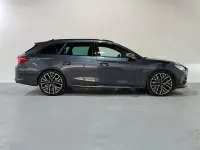 Usado Cupra Leon VZ 300 CV (220 kW) 2022 Azul Familiar