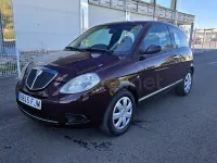 Usado Lancia Ypsilon 90 CV (66 kW) 2007 Granate Utilitario