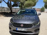 Usado Fiat Tipo Easy 95 CV (69 kW) 2017 Gris / plata Familiar