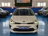 Usado Kia Rio 84 CV (61 kW) 2022 Blanco Berlina