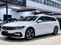 Usado VW Passat R-line 200 CV (147 kW) 2022 Blanco Familiar