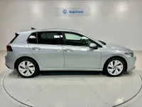 Usado VW Golf VIII 115 CV (84 kW) 2025 Gris / plata Berlina