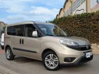 Usado Fiat Doblò Easy 95 CV (69 kW) 2016 Marrón Monovolumen
