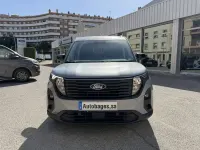 Usado Ford Tourneo Courier Titanium 125 CV (91 kW) 2024 Gris / plata Monovolumen