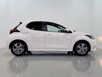 Usado Toyota Yaris Hybrid Active 116 CV (85 kW) 2024 Blanco Berlina