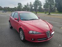 Usado Alfa Romeo 147 Distinctive 105 CV (77 kW) 2008 Rojo Utilitario