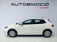Usado Skoda Fabia Active 80 CV (58 kW) 2022 Blanco Utilitario
