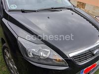 Usado Ford Focus Trend 109 CV (80 kW) 2008 Negro Berlina