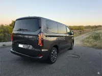 Usado Ford Tourneo Titanium X 170 CV (125 kW) 2025 Gris / plata Monovolumen