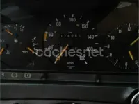 Usado Mercedes E300 Classic 177 CV (130 kW) 1998 Naranja Familiar