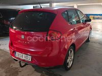 Usado Seat Altea Style 160 CV (117 kW) 2011 Rojo Monovolumen
