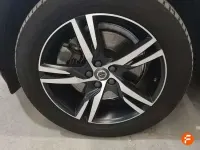 Usado Volvo XC60 R-Design 190 CV (139 kW) 2019 Blanco SUV