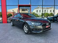 Usado Audi A4 Advanced 136 CV (100 kW) 2020 Gris / plata Berlina