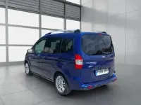 Usado Ford Tourneo Courier Titanium 95 CV (69 kW) 2016 Azul Monovolumen