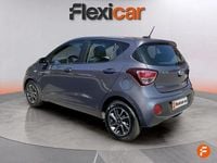 Usado Hyundai i10 87 CV (63 kW) 2018 Gris Utilitario