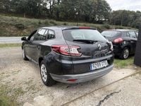 Usado Renault Mégane GrandTour Dynamique 105 CV (77 kW) 2010 Gris / plata Familiar