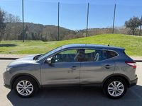 Usado Nissan Qashqai Acenta 115 CV (84 kW) 2015 Gris / plata SUV