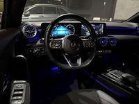 Usado Mercedes A200 163 CV (119 kW) 2021 Negro Utilitario