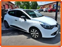 Usado Renault Clio IV Authentique 75 CV (55 kW) 2015 Blanco Berlina