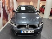 Usado VW Passat Edition 105 CV (77 kW) 2011 Gris / plata Berlina