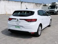 Usado Renault Mégane IV Zen 115 CV (84 kW) 2021 Blanco Berlina