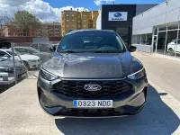 Usado Ford Kuga ST-Line X 243 CV (178 kW) 2025 Gris / plata SUV