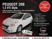 Usado Peugeot 208 Style 82 CV (60 kW) 2014 Blanco Utilitario
