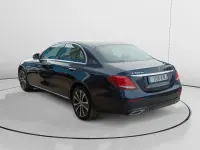 Begagnad Mercedes E300 Avantgarde 320 HK (235 kW) 2019 Blå Sedan