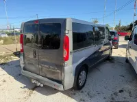 Usado Opel Vivaro Edition 114 CV (83 kW) 2013 Gris Monovolumen