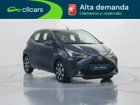 Usado Toyota Aygo X-play 72 CV (52 kW) 2021 Negro Utilitario