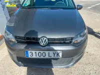 Usado VW Polo Advance 90 CV (66 kW) 2012 Gris / plata Utilitario