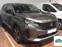 Usado Peugeot 5008 Allure 131 CV (96 kW) 2022 Plateado Monovolumen