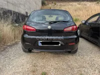 Usado Alfa Romeo 147 120 CV (88 kW) 2006 Negro Utilitario
