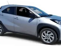 Usado Toyota Aygo X Play 72 CV (52 kW) 2023 Gris SUV