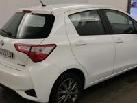 Usado Toyota Yaris Hybrid Active 100 CV (73 kW) 2020