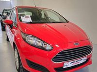 Usado Ford Fiesta Trend 101 HP (74 kW) 2014 Vermelho Citadino
