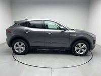 Usado Jaguar E-Pace 163 CV (119 kW) 2021 Gris SUV