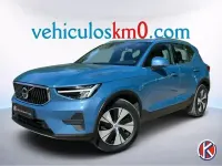 Usado Volvo XC40 Core 211 HP (155 kW) 2023 Azul SUV