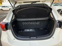 Usado Mazda 2 90 CV (66 kW) 2022 Blanco Berlina