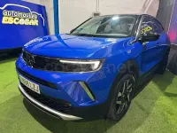 Usado Opel Mokka 130 CV (95 kW) 2022 Azul SUV