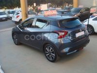 Usado Nissan Micra Acenta 90 CV (66 kW) 2018 Gris Utilitario