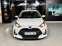 Usado Toyota Yaris Hybrid Business Edition 116 CV (85 kW) 2021 Blanco Berlina