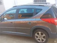 Usado Peugeot 207 Outdoor Outdoor 120 CV (88 kW) 2008 Gris / plata Familiar