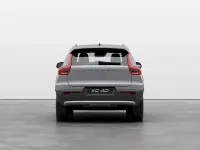 Nuevo Volvo XC40 Core 163 CV (119 kW) 2025 Gris / plata SUV