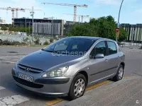 Usado Peugeot 307 90 CV (66 kW) 2004 Gris / plata Berlina