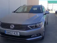 Usado VW Passat 150 CV (110 kW) 2020 Gris / plata Familiar