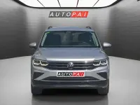 Usado VW Tiguan Sportline 150 CV (110 kW) 2022 Gris / plata SUV
