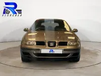 Usado Seat Leon Stella 110 CV (80 kW) 2004 Gris / plata Utilitario